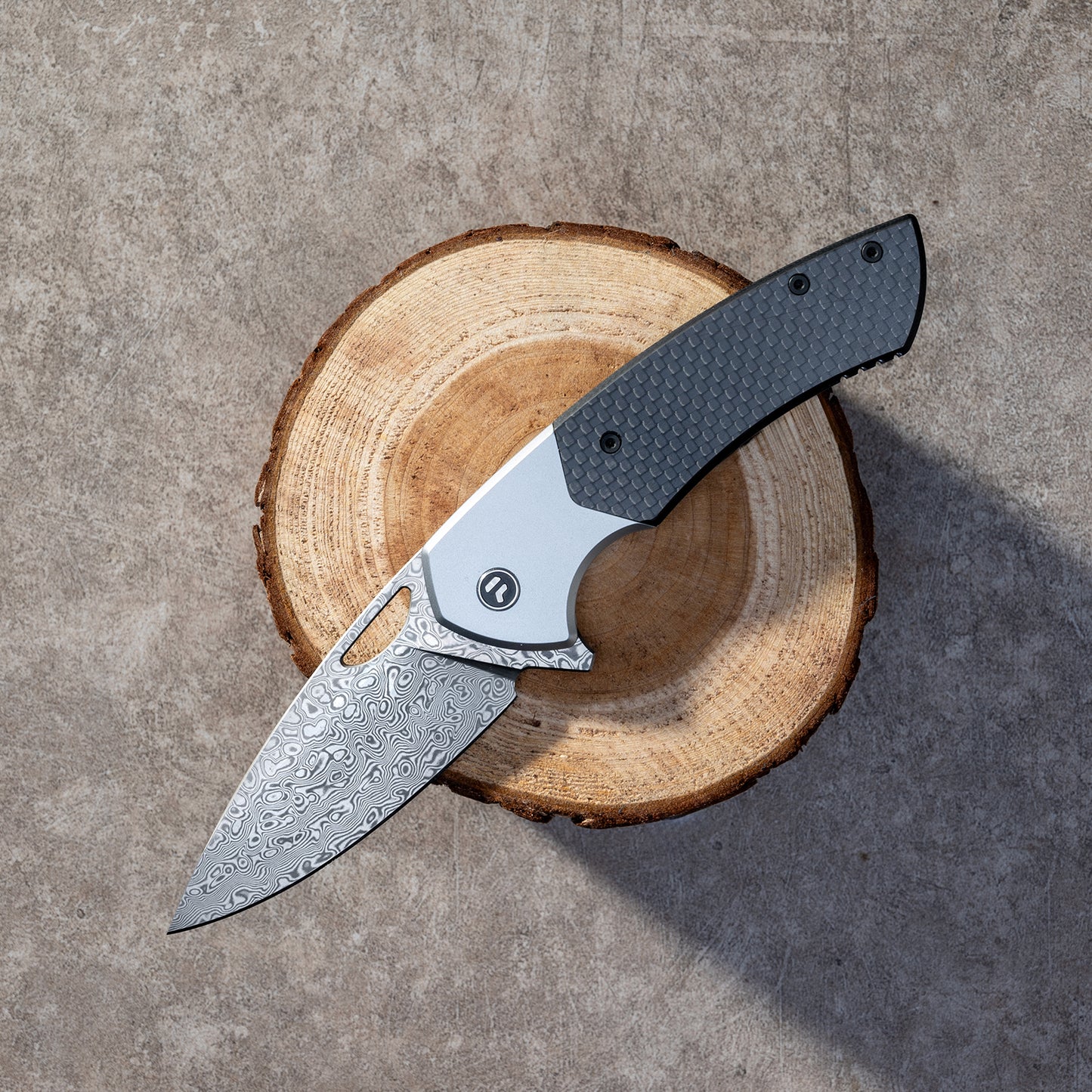 YINGLUN Series Frame Lock Carbon Fiber with Titanium Alloy Handle Damascus VG10 Steel 224mm Outdoor Knife
