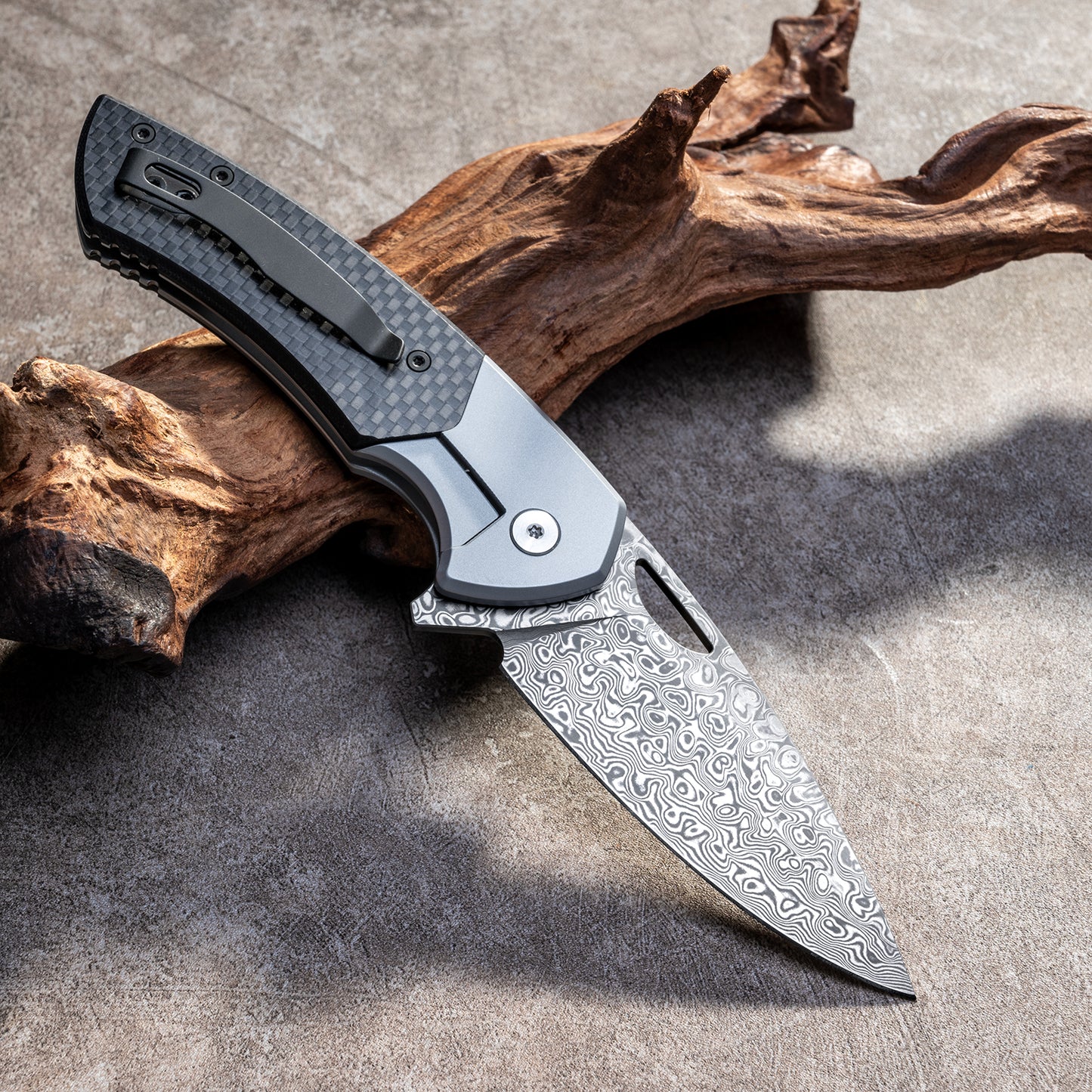 YINGLUN Series Frame Lock Carbon Fiber with Titanium Alloy Handle Damascus VG10 Steel 224mm Outdoor Knife